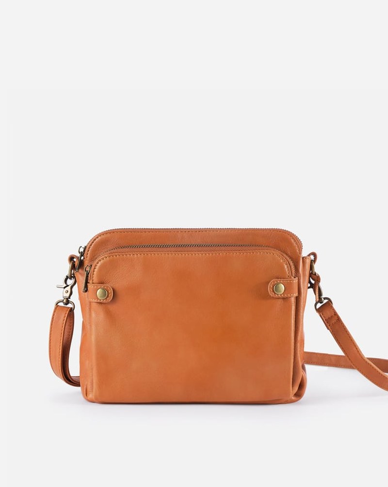 Lily Melbourne Daisy - Chic leather handbag with smart storage and premium craftsmanship