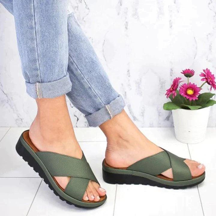 GENEVA | Comfortable Women's Flip Flops