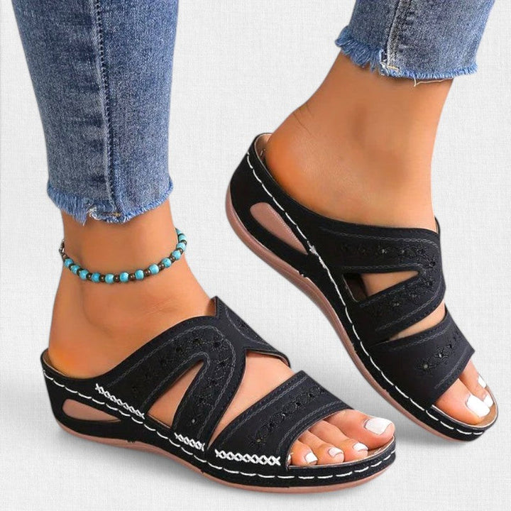 ROSIE ™ | Orthopedic Sandals